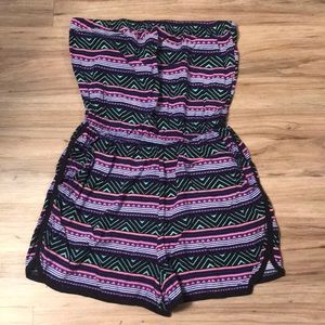 Strapless Romper with Pockets geometric